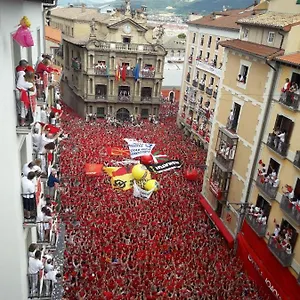 Atico En La Plaza Del Ayuntamiento Apartamento